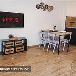 Apartament The - *