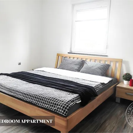 Apartment The - *