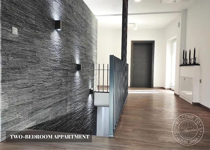 The - 아파트 류블랴나